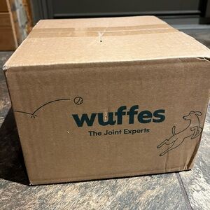 Wuffes advanced hip and joint support chews